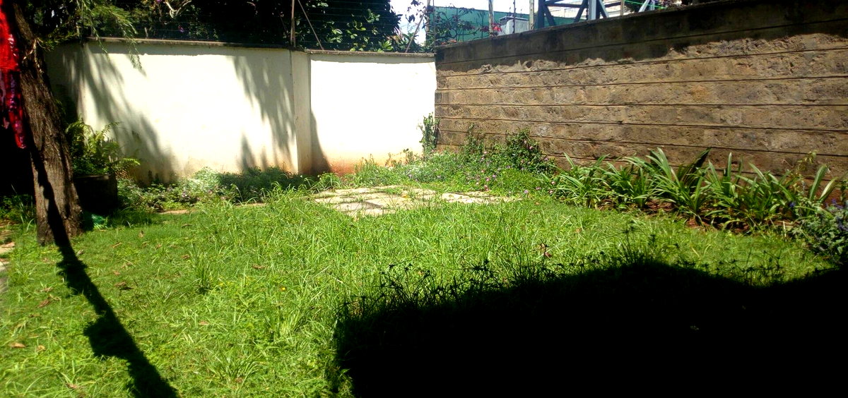 4BR Master En-Suite Townhouse with Private Garden – Milimani