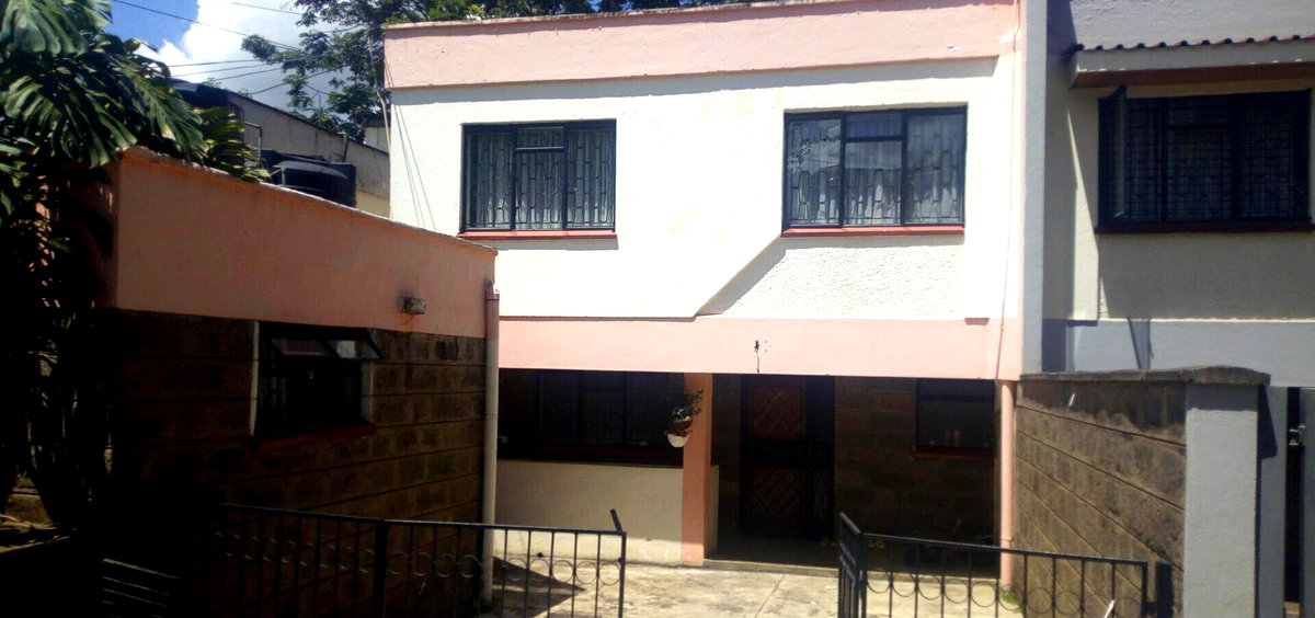 4BR Master En-Suite Townhouse with Private Garden – Milimani