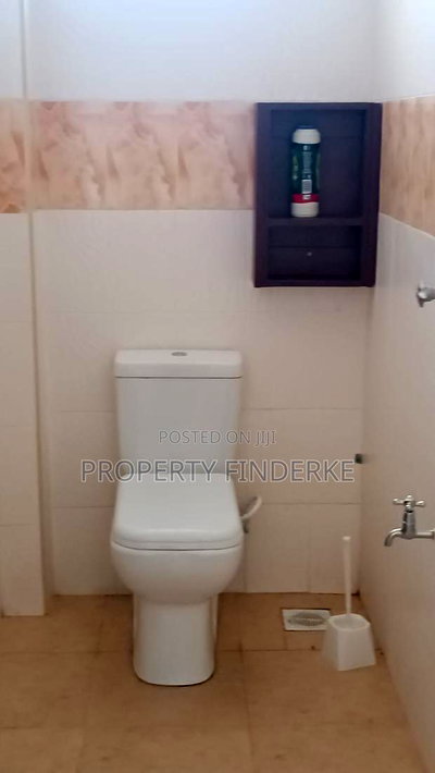 5bdrm Maisonette in Kitengela for sale - Image 9