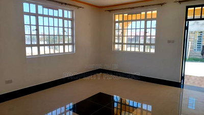 5bdrm Maisonette in Kitengela for sale - Image 4