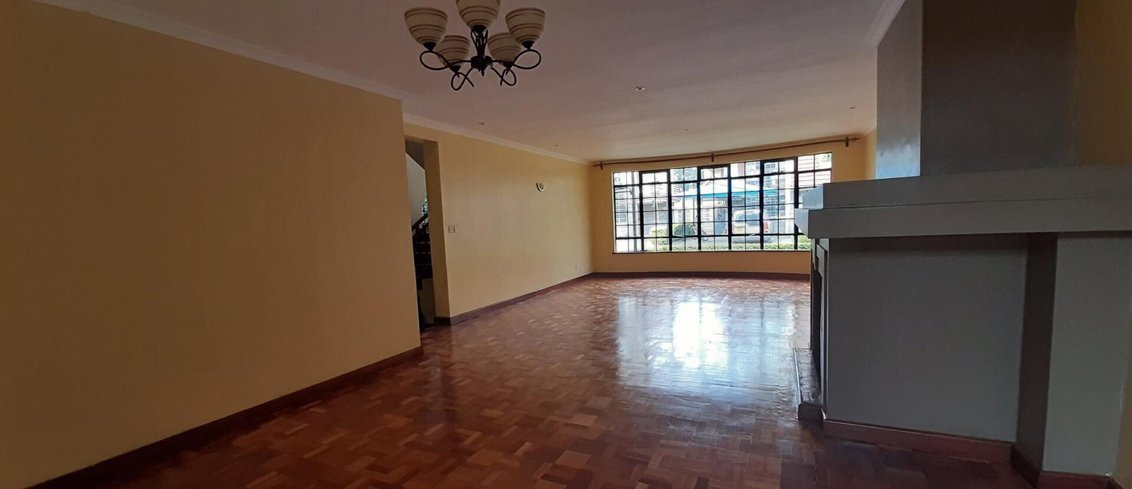5BR All-Ensuite Townhouse with Fireplace & Study - Kileleshwa