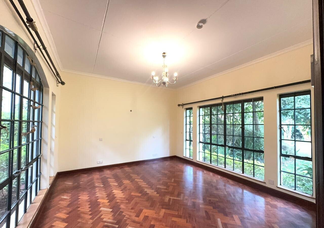 5BR All-Ensuite Townhouse with Pool & Gym in Runda Estate