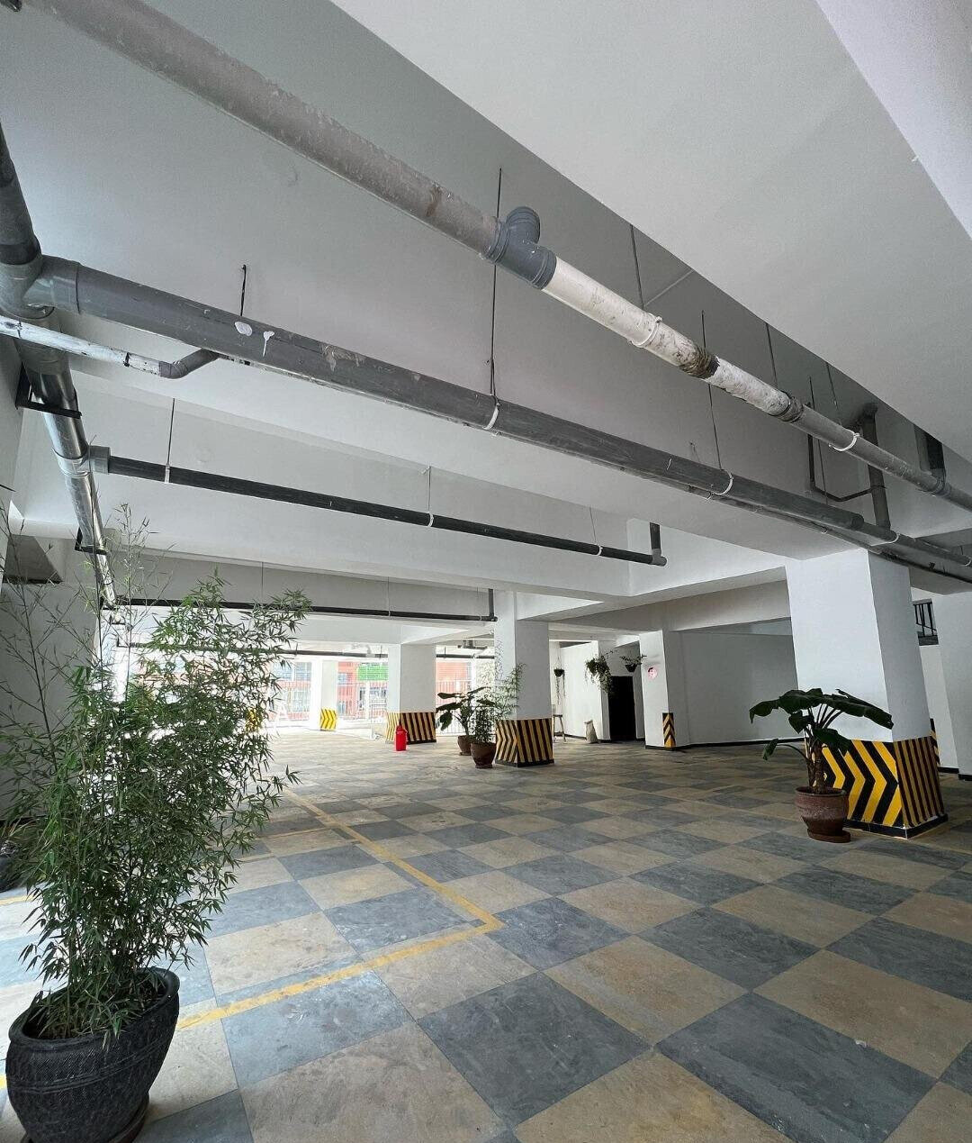 3BR En-Suite Townhouse with Infinity Pool & Gym - Kilimani