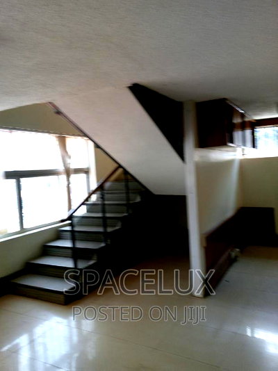 Banking Space 4500sqft - Image 4