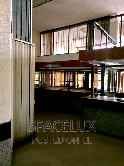 Banking Space 4500sqft - Image 1