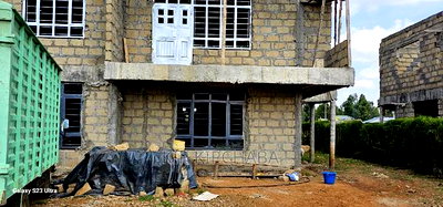 5bdrm Maisonette in Royalton, Racecourse for sale - Image 2