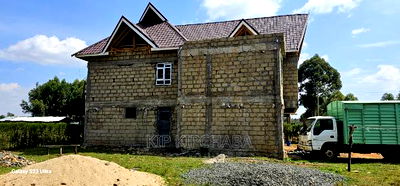 5bdrm Maisonette in Royalton, Racecourse for sale - Image 4