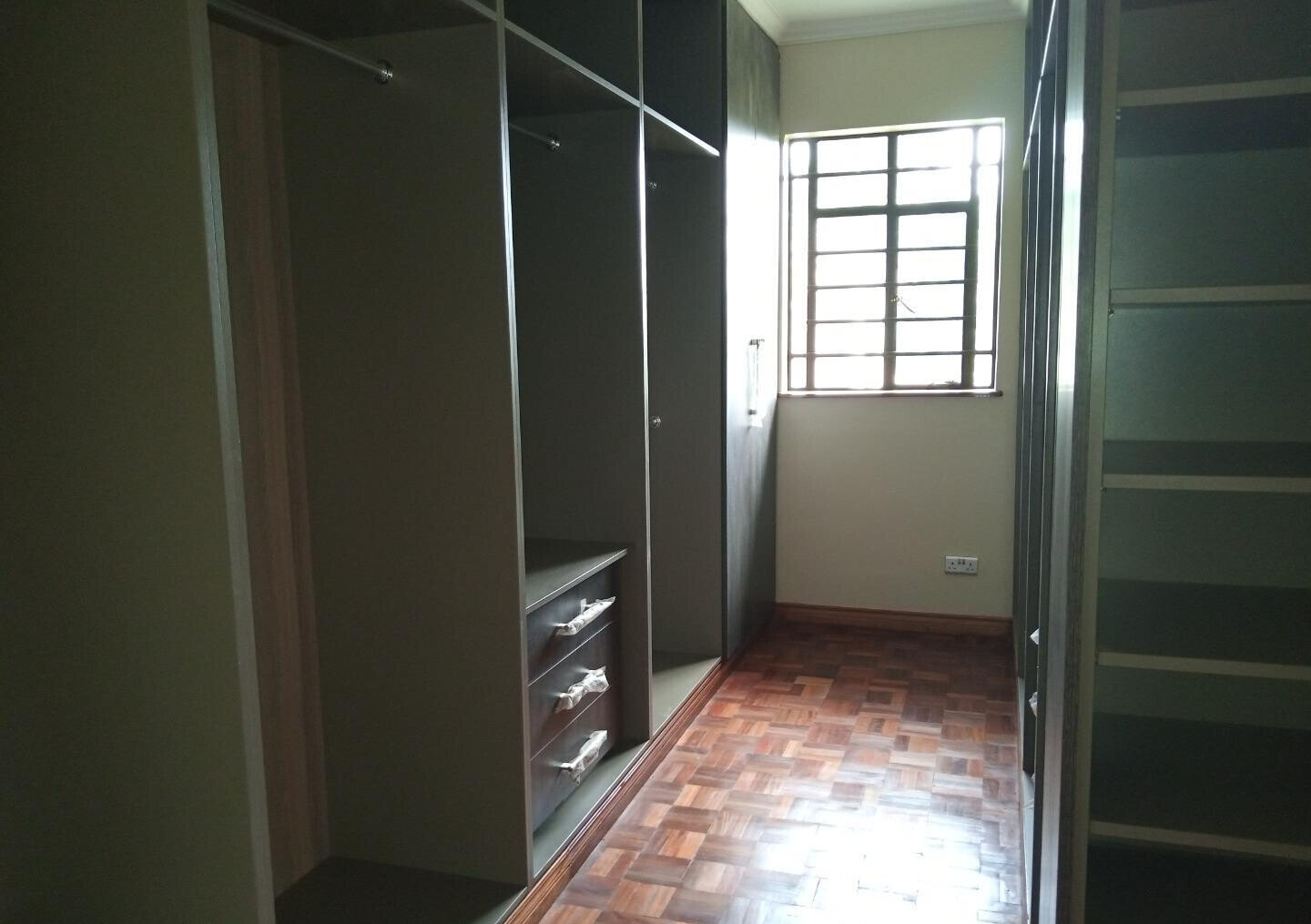 5-Ensuite Villa with Lake Views & Fireplace - Lower Kabete