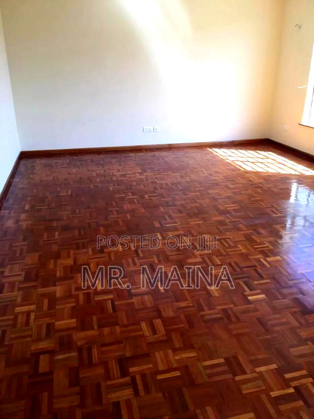 3bdrm Mansion in Graceland Estate, Lukenya for sale