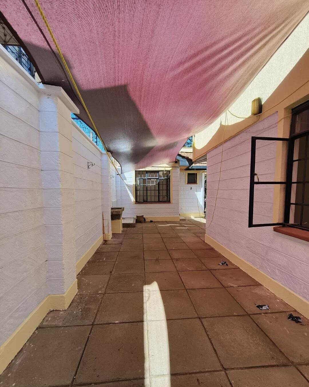 4-Ensuite Townhouse with Private Garden & DSQ - Lavington