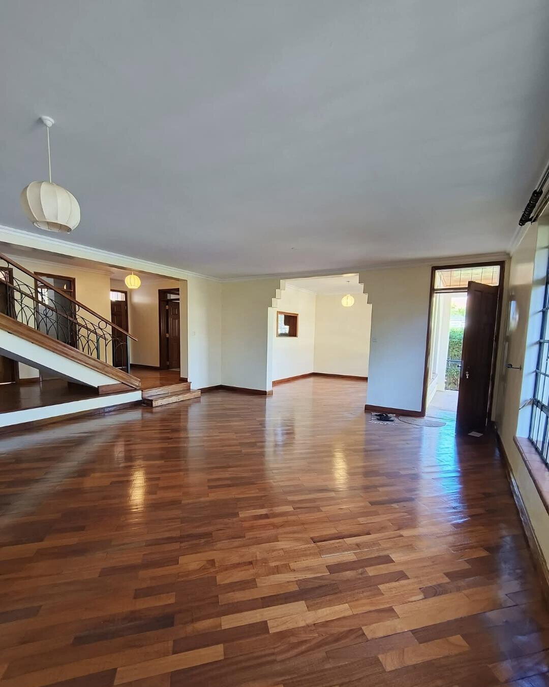 4-Ensuite Townhouse with Private Garden & DSQ - Lavington