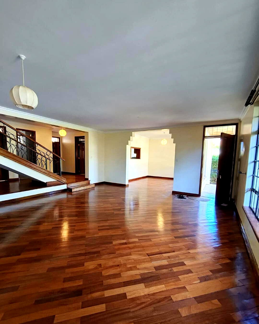 4-Ensuite Townhouse with Private Garden & DSQ - Lavington