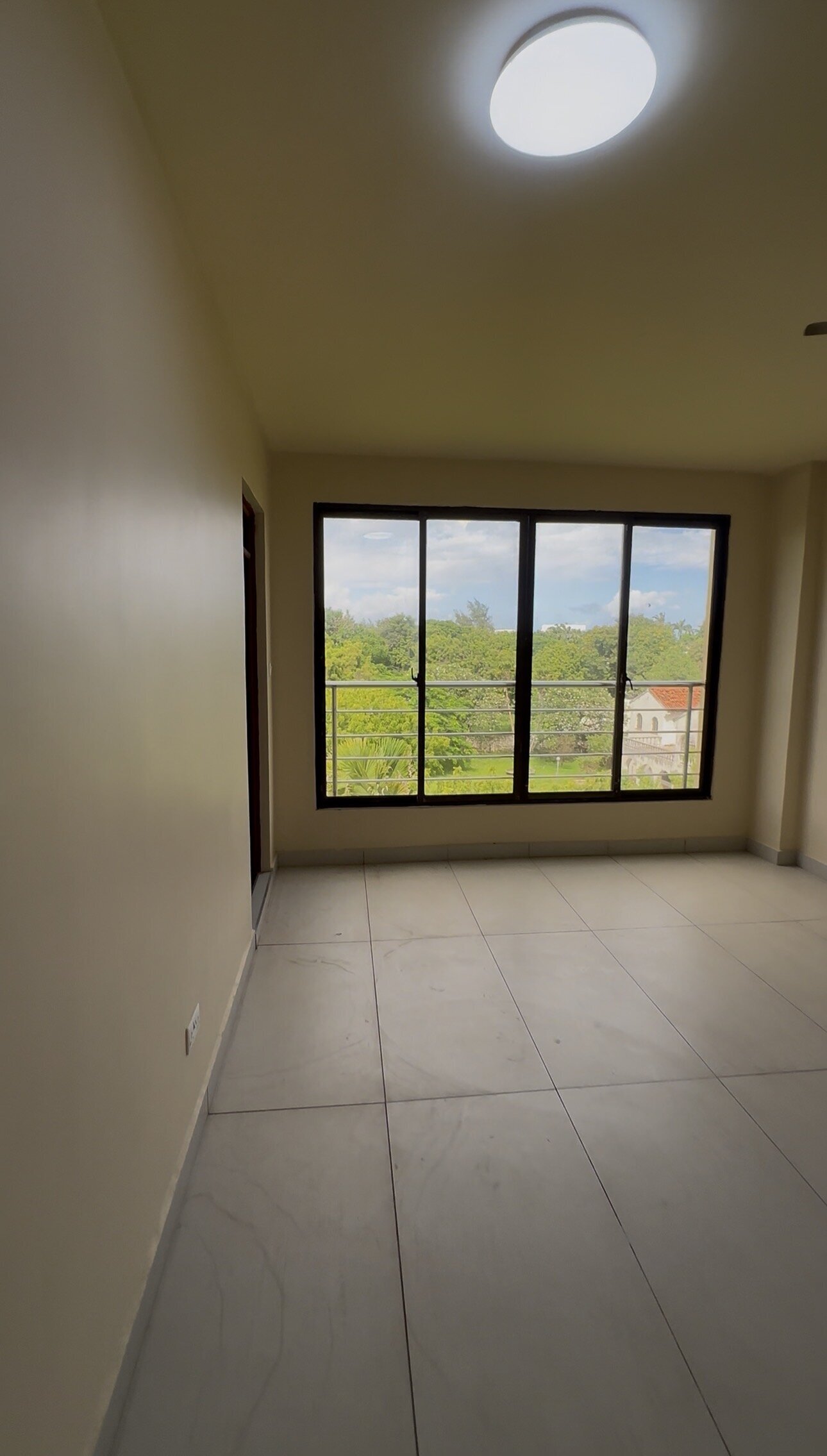 105K 4BR Elevator Apartment in Nyali