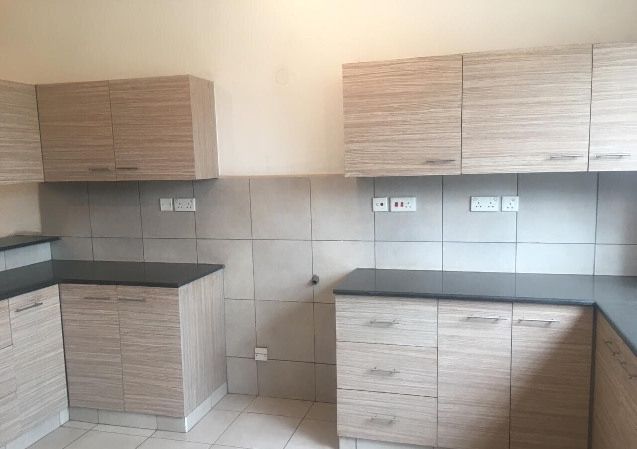 5-Bed Townhouse with DSQ & Lift - Next to Gymkhana, Parklands