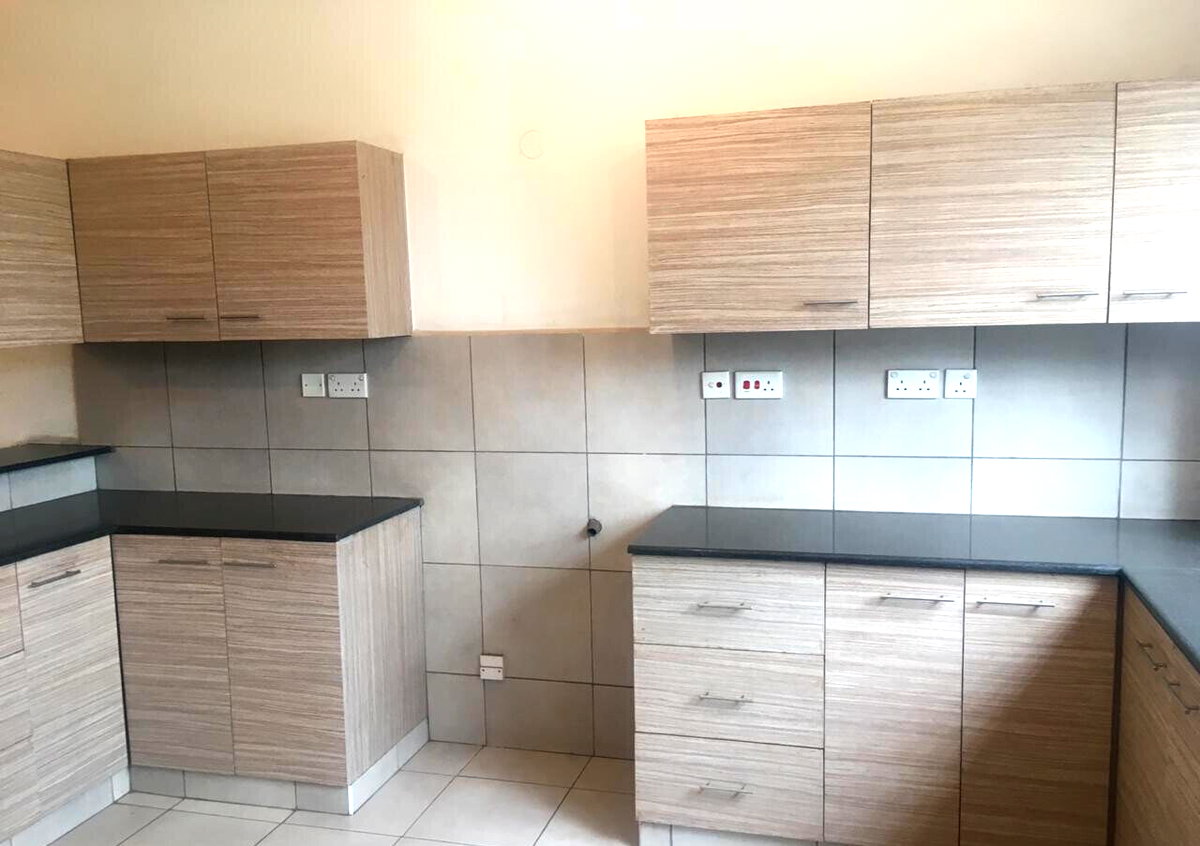 5-Bed Townhouse with DSQ & Lift - Next to Gymkhana, Parklands