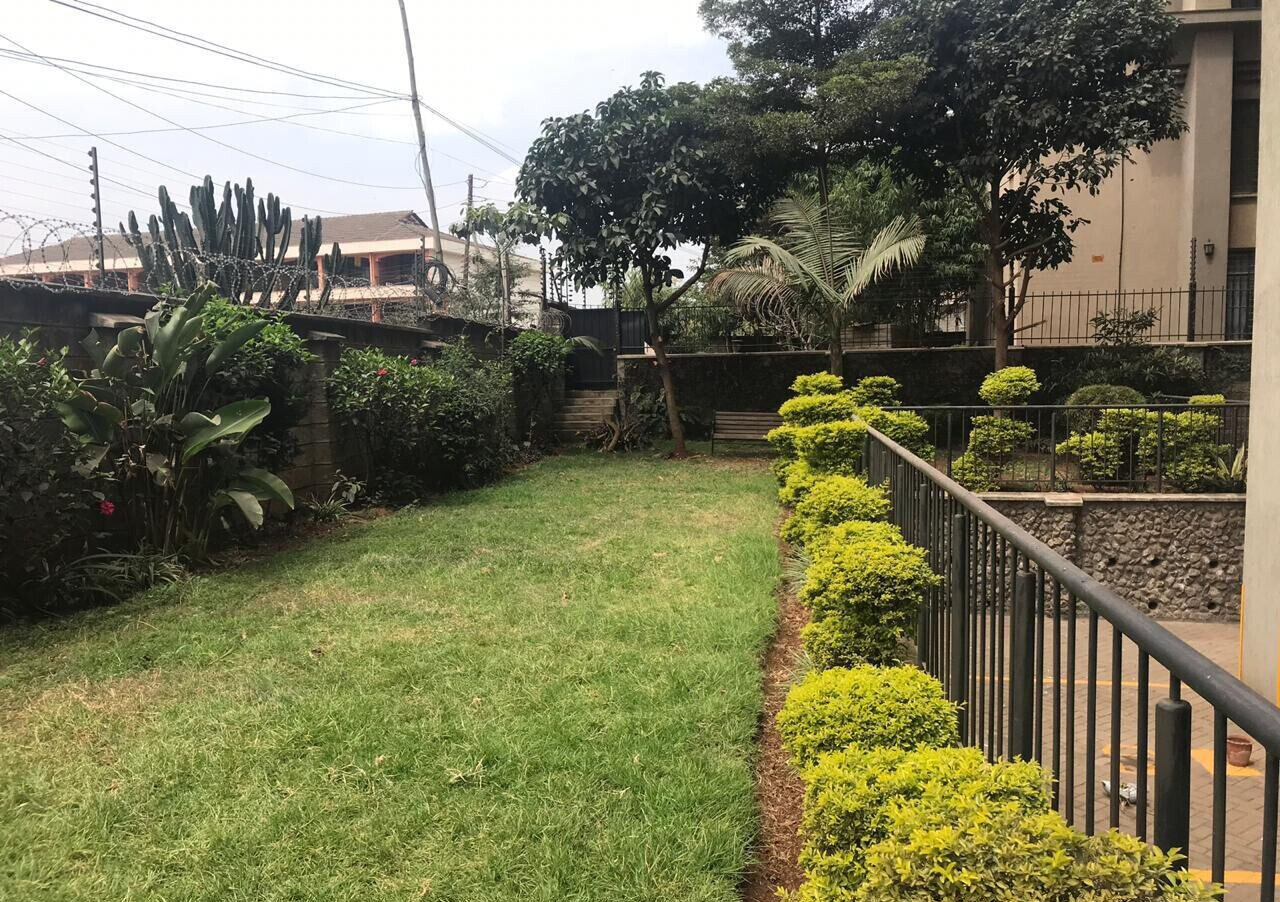 5-Bed Townhouse with DSQ & Lift - Next to Gymkhana, Parklands