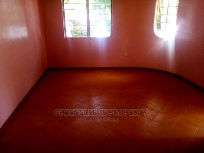 3bdrm Bungalow in Hillcrest Close, Karen C for Rent - Image 2