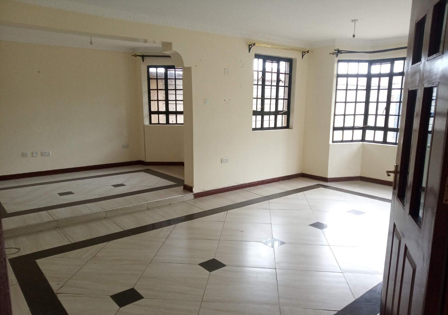 4BR All-Ensuite Mansion with DSQ on 40x80 – Membley, Ruiru