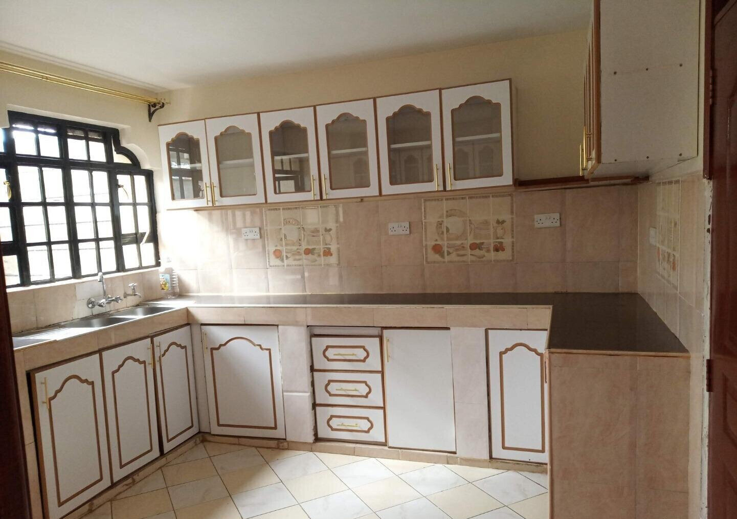 4BR All-Ensuite Mansion with DSQ on 40x80 – Membley, Ruiru