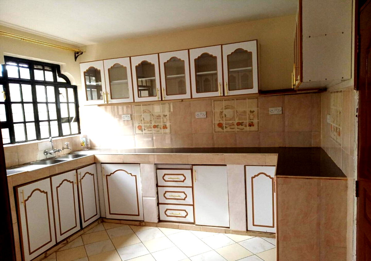 4BR All-Ensuite Mansion with DSQ on 40x80 – Membley, Ruiru