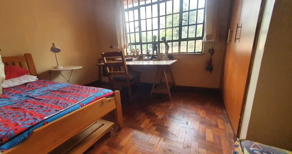 5-Bedroom All-Ensuite Townhouse with DSQ & Gazebo - Old Runda
