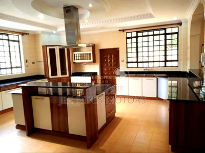 Furnished 5bdrm Maisonette in Runda, Nairobi Central for sale - Image 10