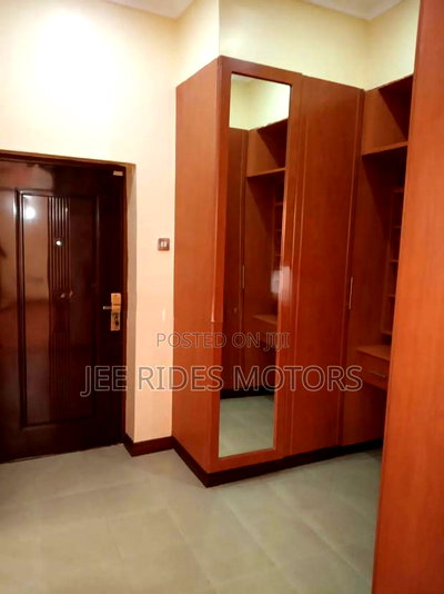 Furnished 5bdrm Maisonette in Runda, Nairobi Central for sale - Image 16