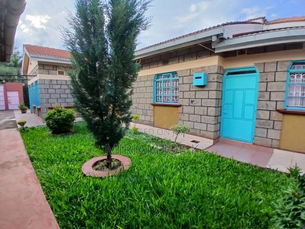 3bdrm Bungalow in Gachororo for rent