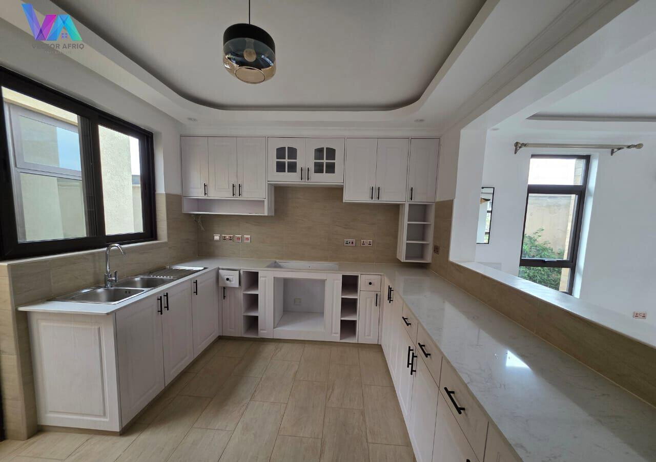 4BR Townhouse with Garden for KSh 19.9M