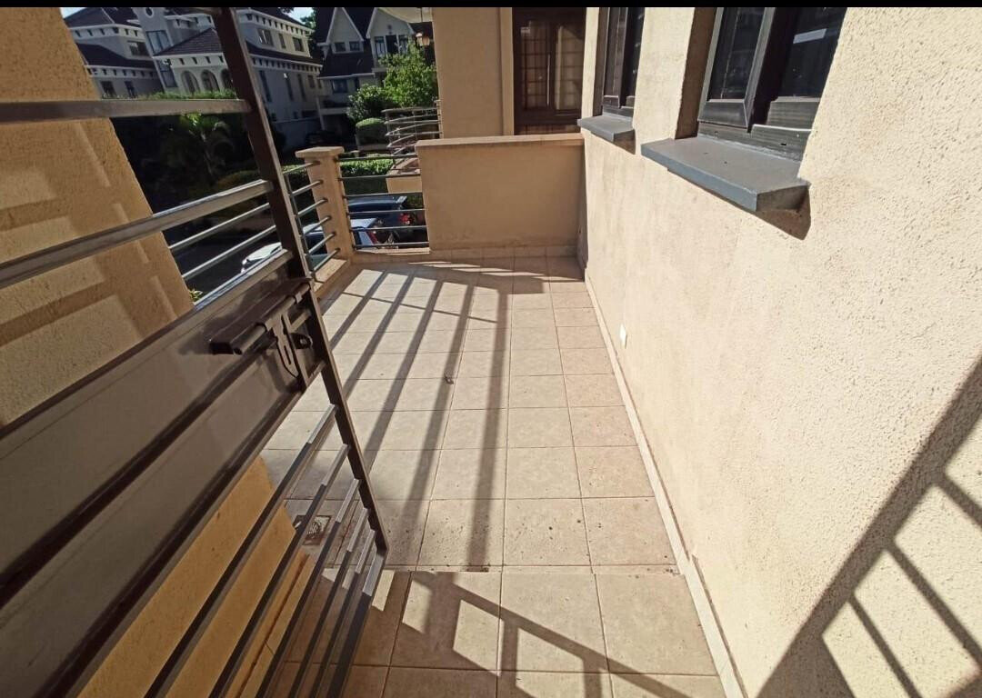 5-Ensuite Townhouse with Gourmet Kitchen & Study - Lavington