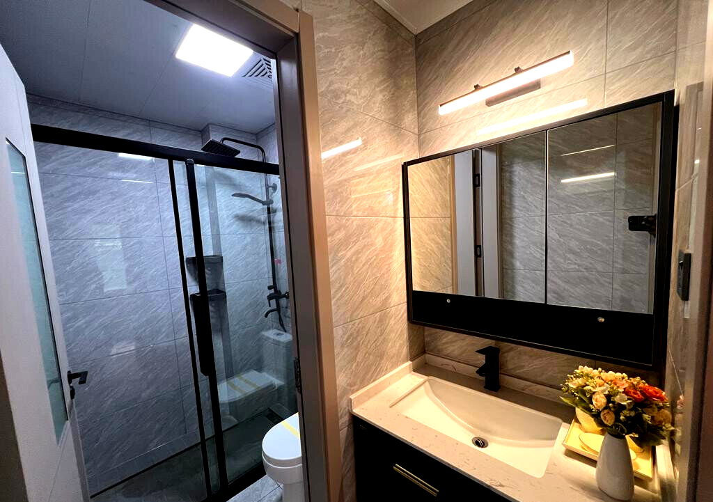 4BR Luxury Apartment with High-Speed Lifts & Custom Finishes - Kilimani