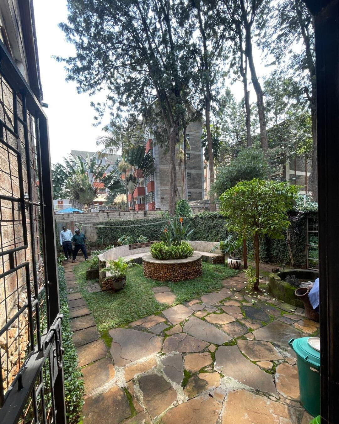 4BR Townhouse with DSQ & Two TV Rooms - Kilimani
