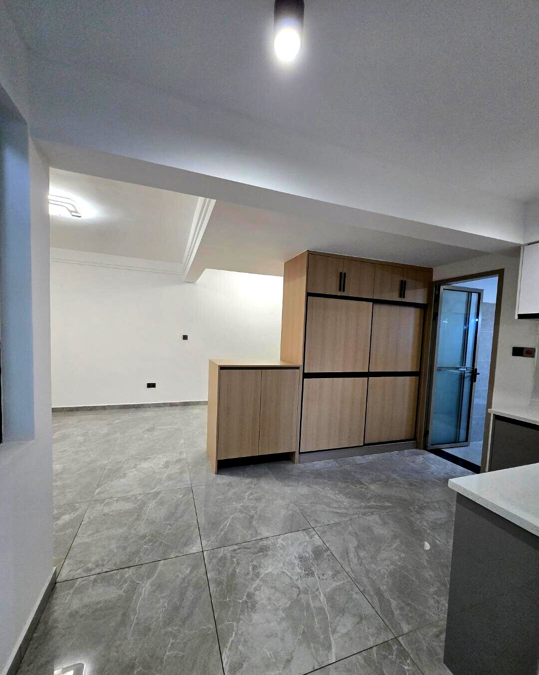 Studio-Style 1BR in 20-Floor Tower with Gym & Borehole - Lavington