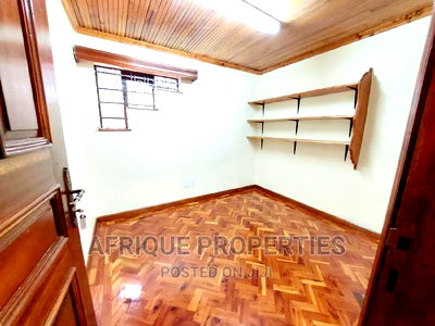 5bdrm Mansion in Runda for sale - Image 9