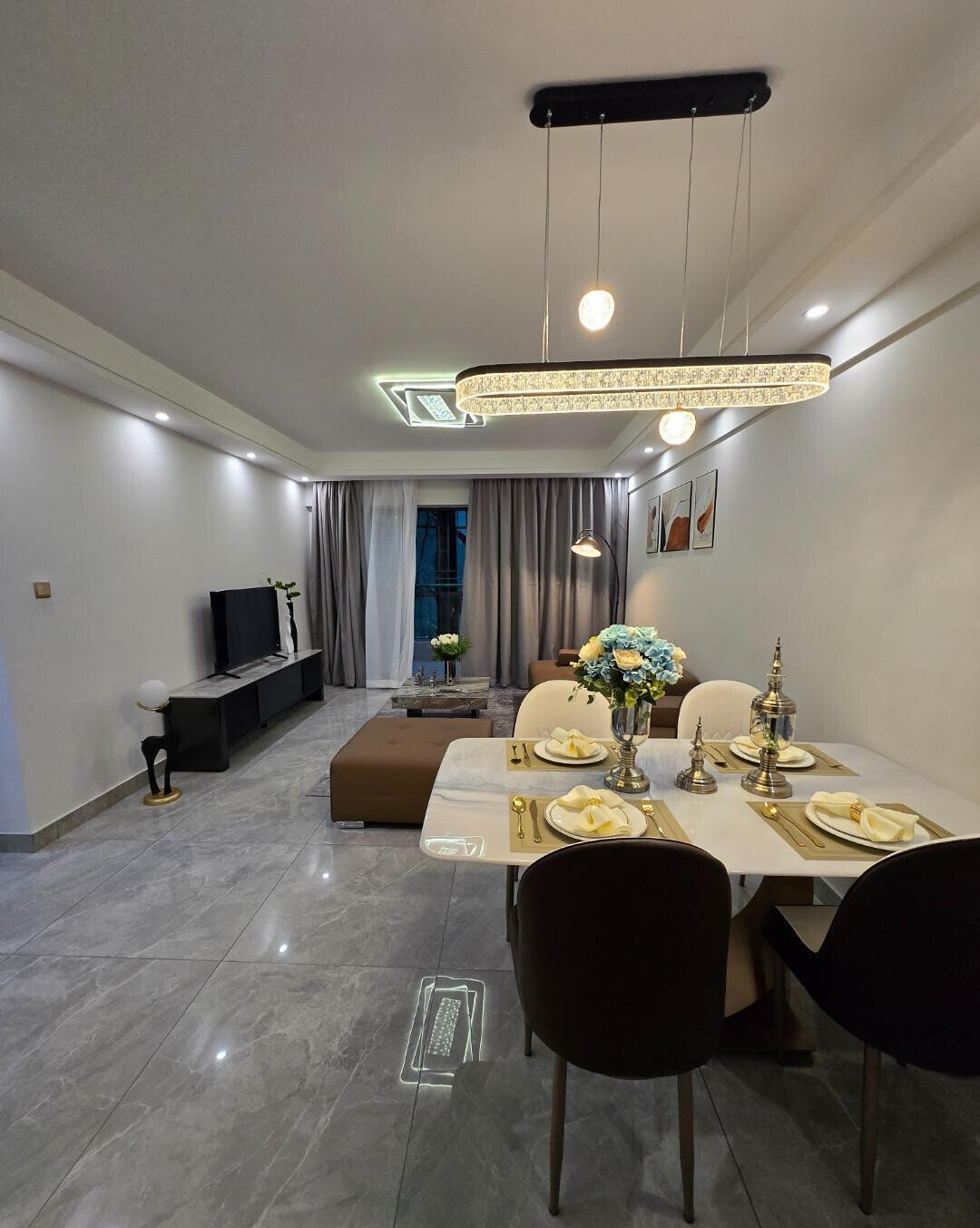 2BR with Study Room & Coffee Lodge - Kileleshwa