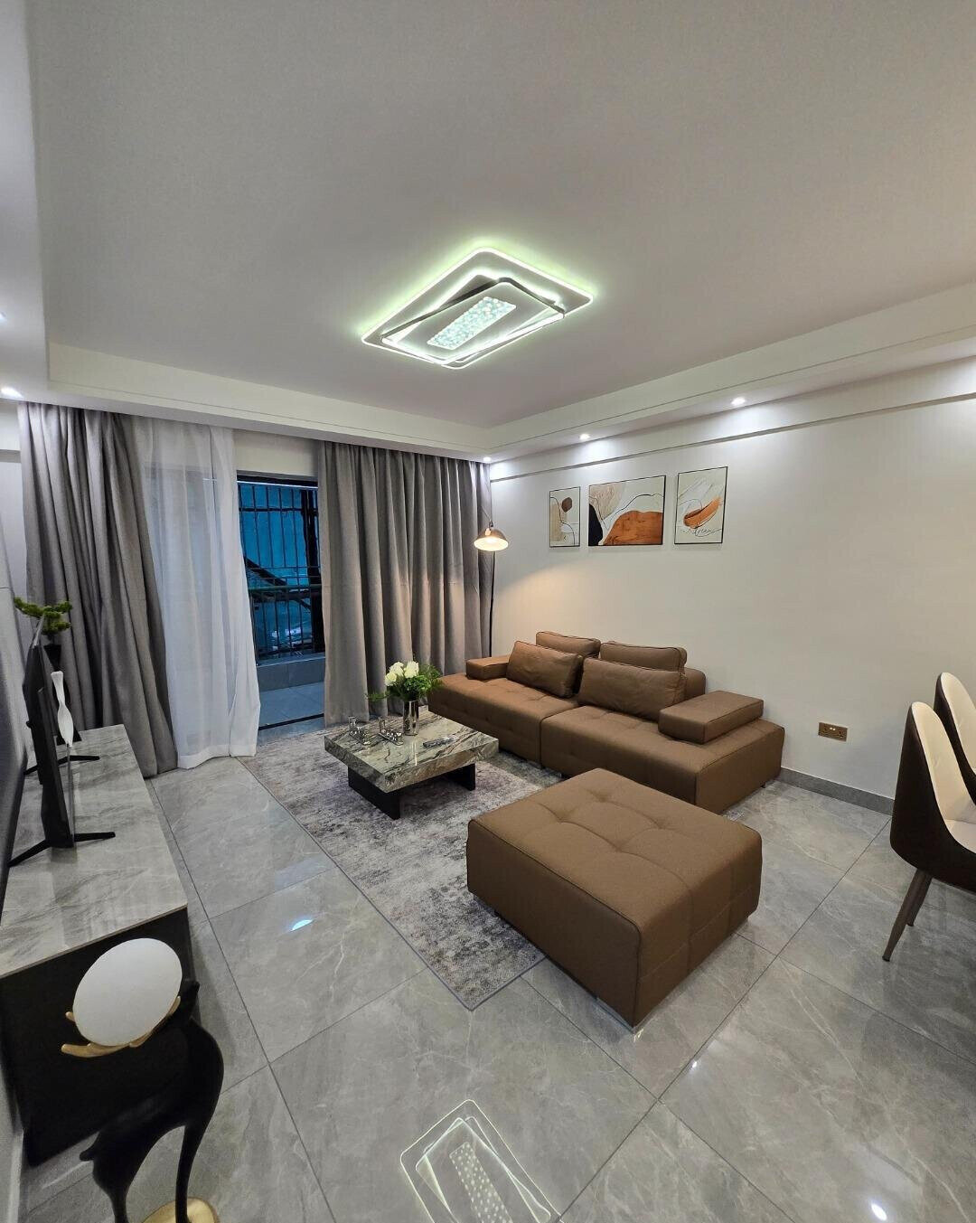 2BR with Study Room & Coffee Lodge - Kileleshwa