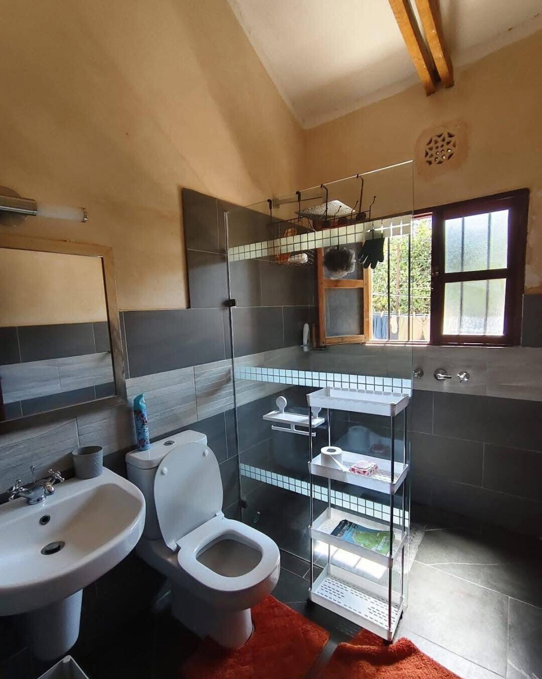 1/2 Acre Garden Home at KSh 270K