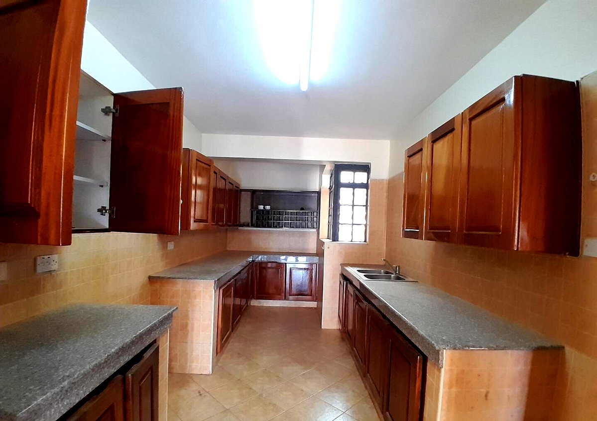 4-Bed Duplex with Pool & Gym Access - Lavington