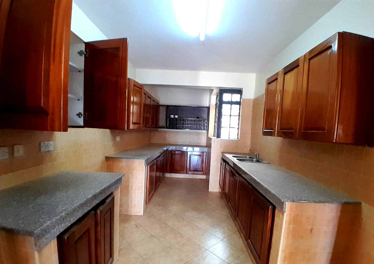 4-Bed Duplex with Pool & Gym Access - Lavington