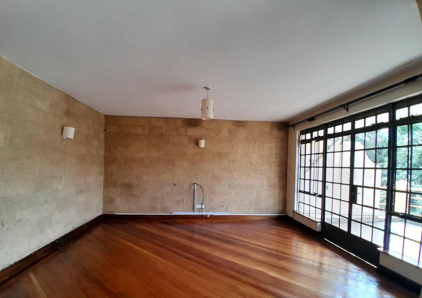 4-Bed Duplex with Pool & Gym Access - Lavington