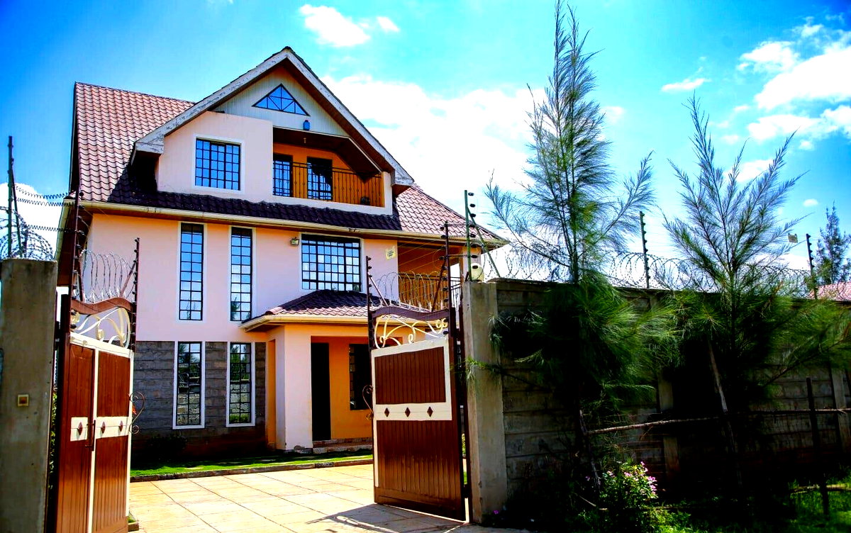 6 En-Suite Townhouse on 100x100 Plot - Syokimau