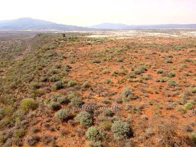 25 Acres Cliff End Property in Tinga at Per750k Acre - Image 1