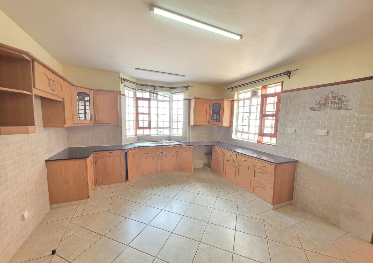 5BR Garden Home at KSh 450K