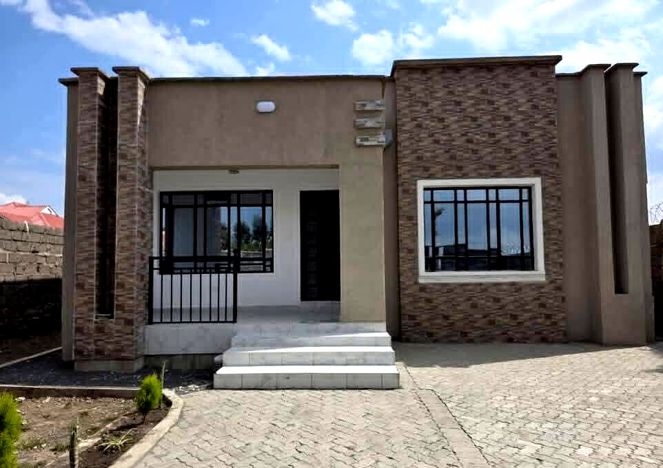 3BR Bungalow with Private Garden 500M from Tarmac - Acacia, Kitengela