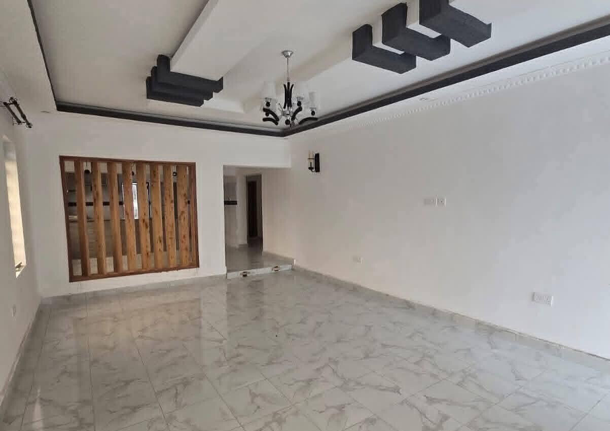 3BR Bungalow with Private Garden 500M from Tarmac - Acacia, Kitengela