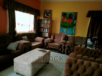 6bdrm Bungalow in Car Wash, Kimumu for sale - Image 2