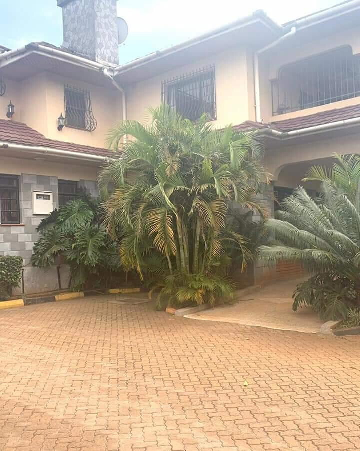 6-Bed Mansion with Guest Wing & Gym on 0.7 Acre – Karen