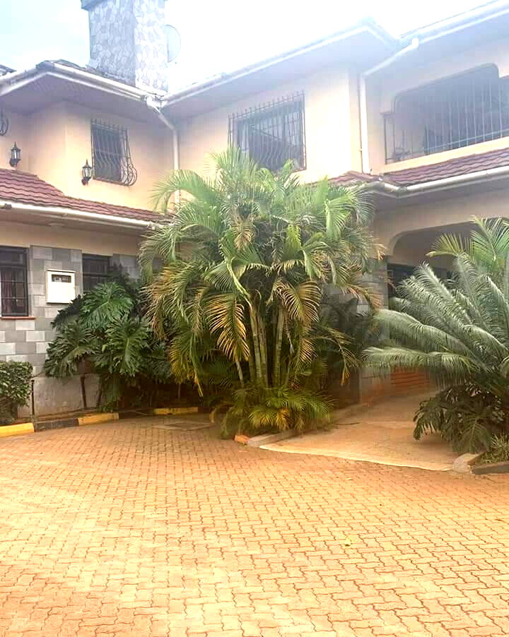 6-Bed Mansion with Guest Wing & Gym on 0.7 Acre – Karen