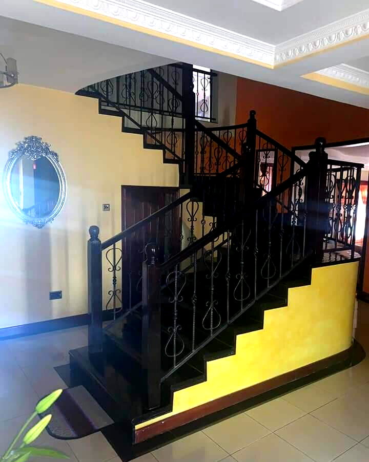 6-Bed Mansion with Guest Wing & Gym on 0.7 Acre – Karen