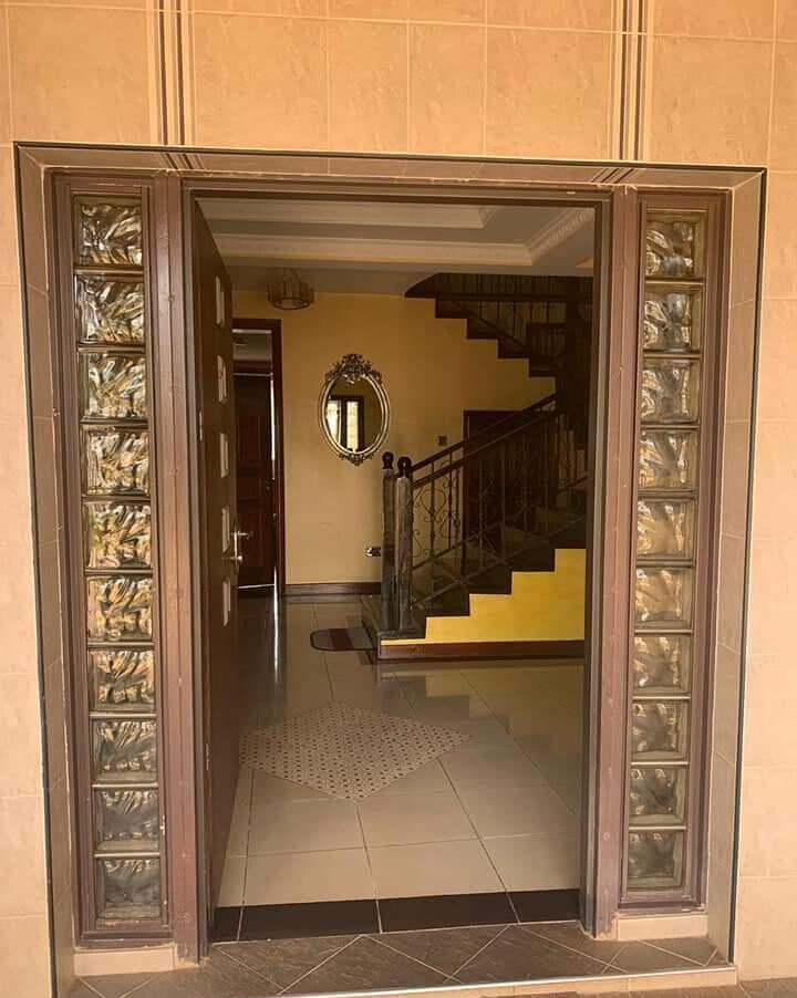 6-Bed Mansion with Guest Wing & Gym on 0.7 Acre – Karen